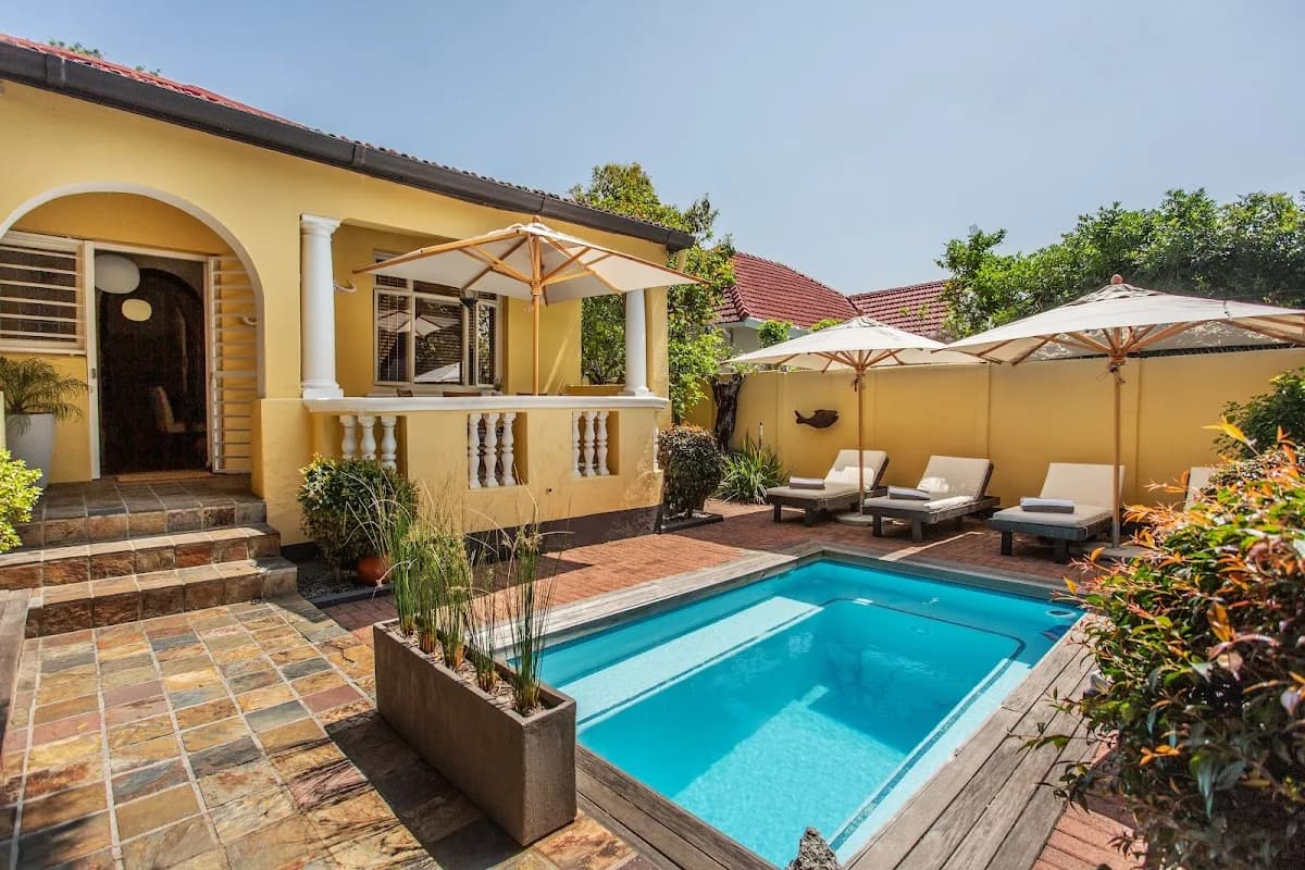 Tom's Guest House in Gardens