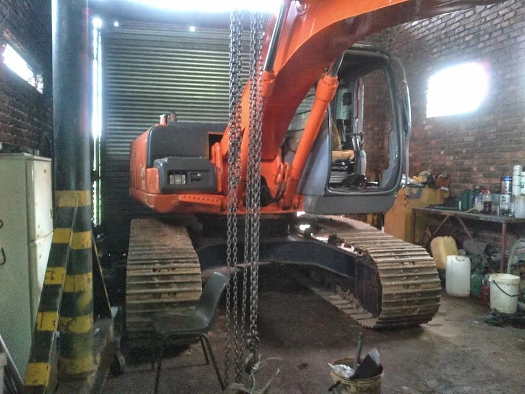 J Visagie Engineering & Construction Plant Hire in Hazyview