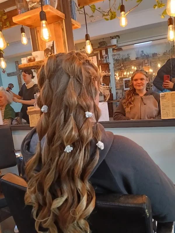 Hair By Tanya in Newton Park
