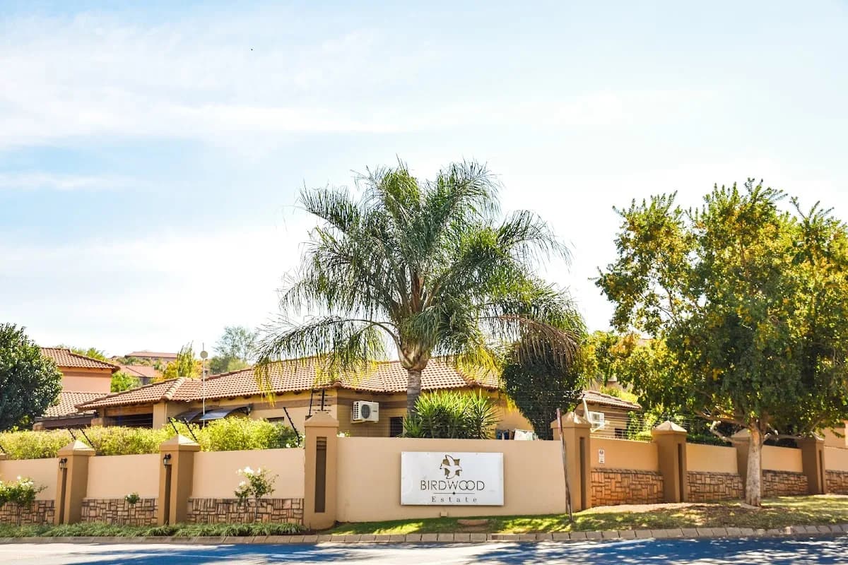 RealNet Properties - Hartbeespoort in Broederstroom