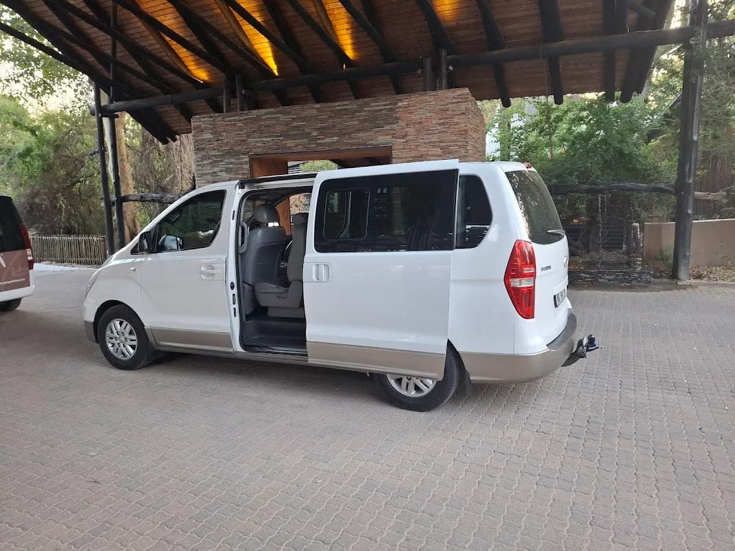 Lets Travel Shuttle service in Hazyview