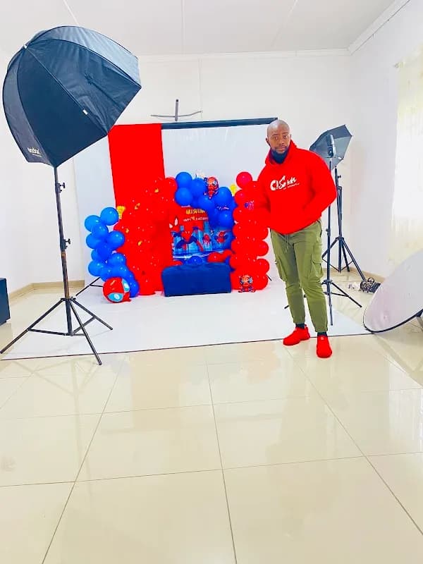 Sean photography studio in Cambridge East