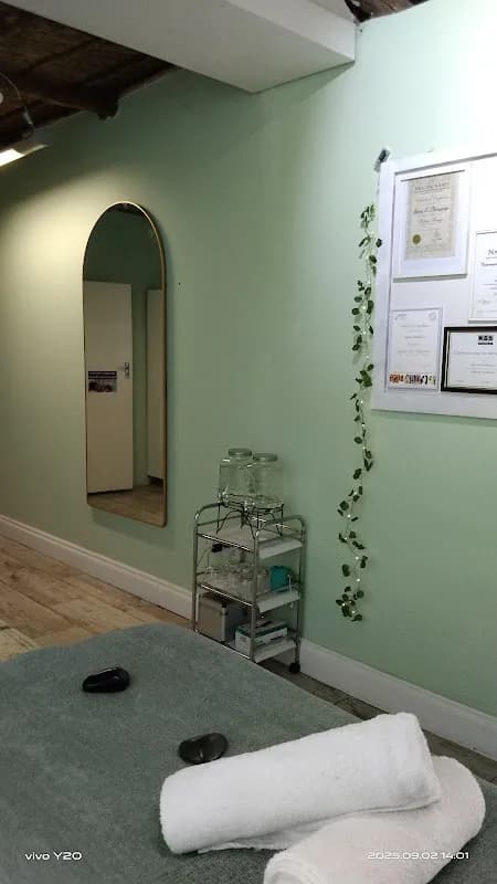 Agi's Healing Hands in Bryanston
