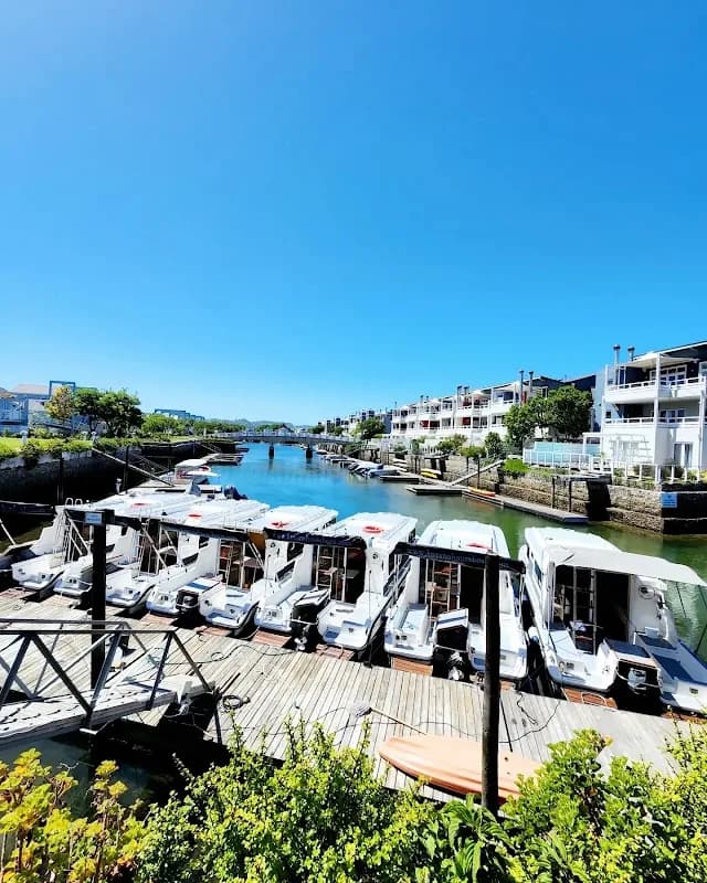 Knysna Houseboats in Thesen Island
