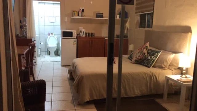 Ian and Pam's Flatlet in Empangeni CBD