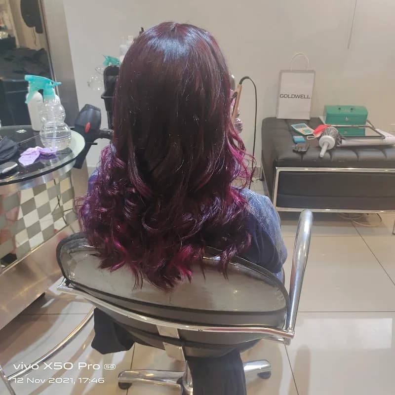 Splitends Hair & Beauty in Evander