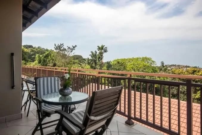 Kites View Bed & Breakfast in La Lucia
