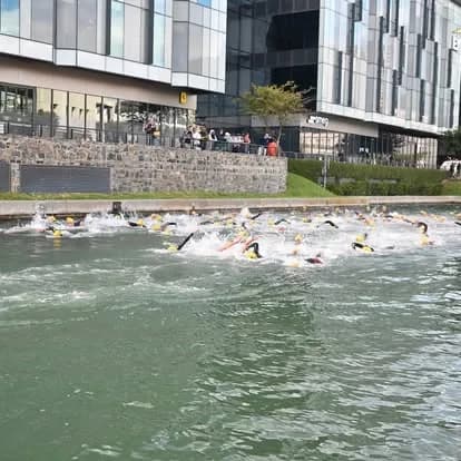 Waterfront Canal Challenge in V&A Waterfront