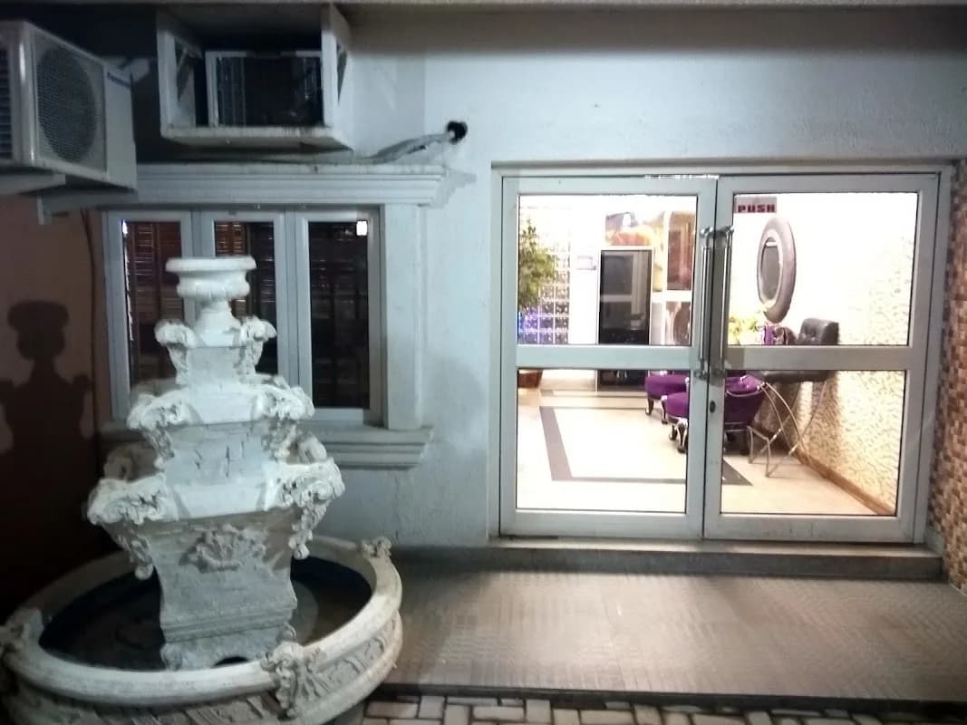Paris Choice Hotels & Resort in Maitama