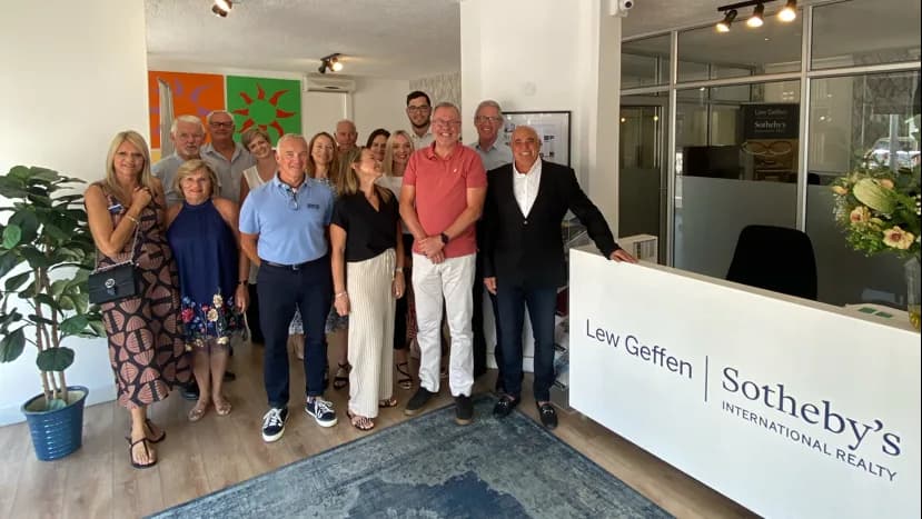 Lew Geffen Sotheby's International Realty Somerset West in Somerset West CBD