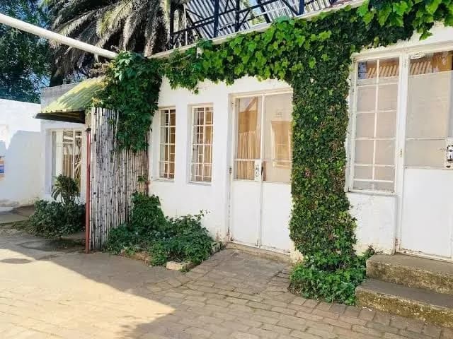 Rosebank Backpackers Johannesburg and Hostel South Africa in Craighall