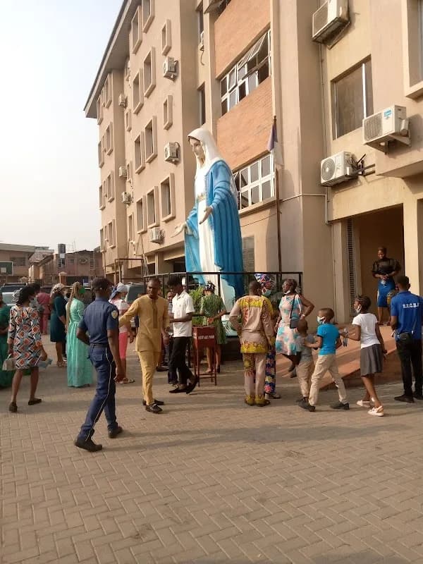 Mothermary catholic hospitali solo in Isolo