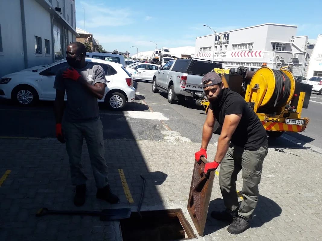 Combat Plumbing in City Bowl