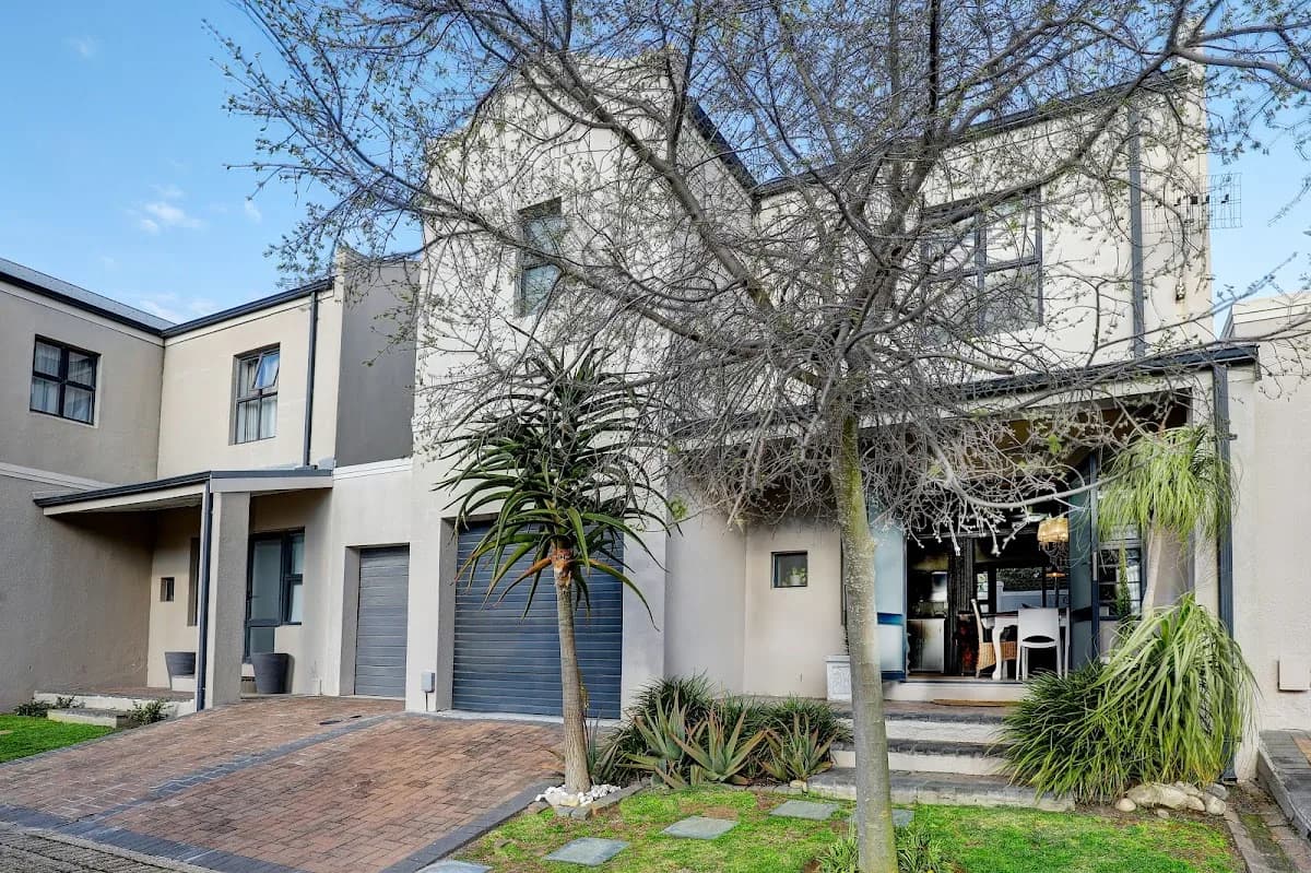Chas Everitt Cape Town North Estate Agency in Bellville