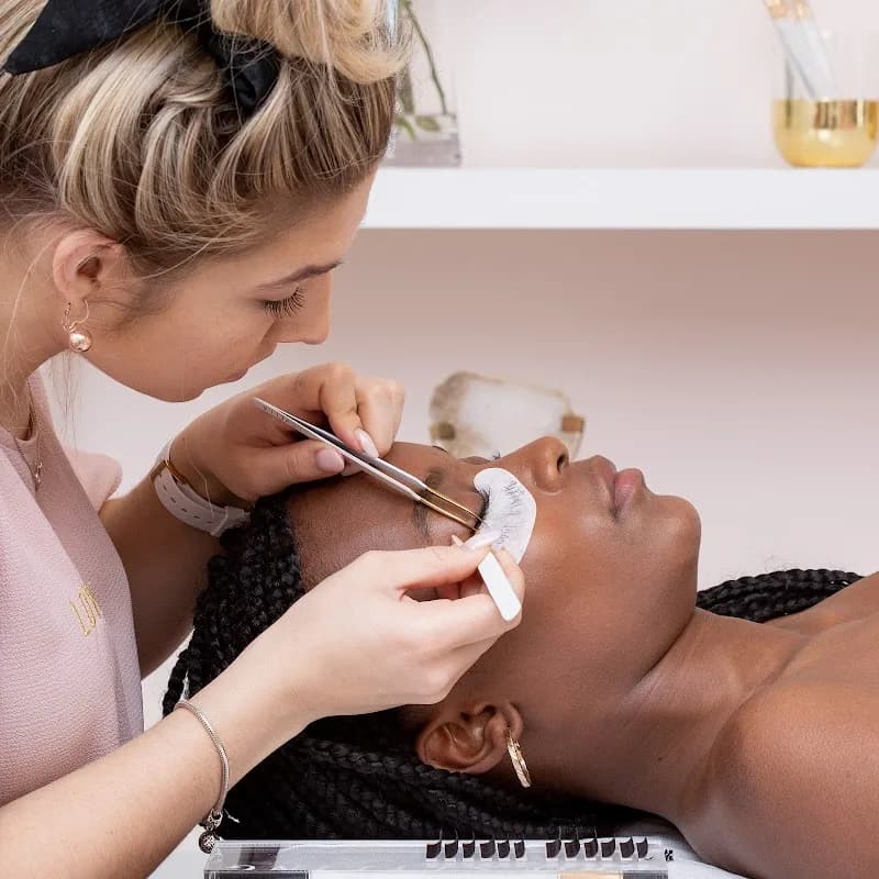 LOVELLA SALON in Walmer
