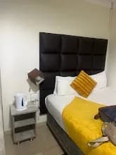 Lamour Guest House in Elsburg