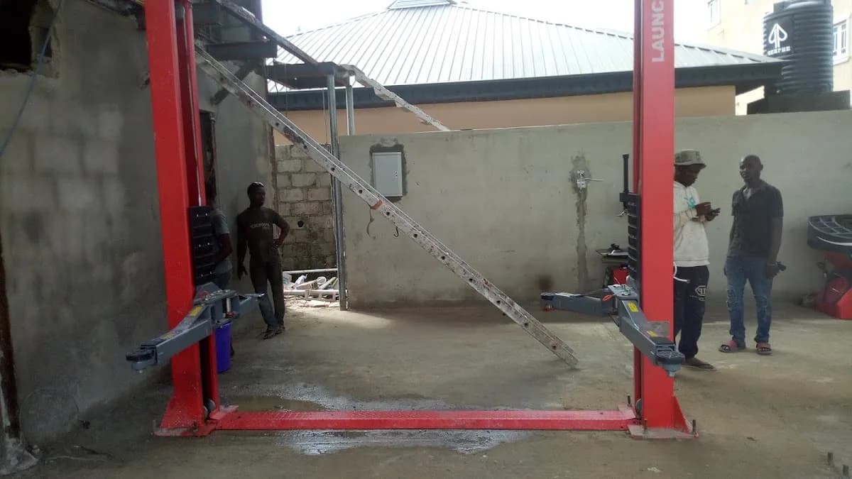 PREST DIAGNOSTICS & AUTO CARE CENTRE in Ologolo