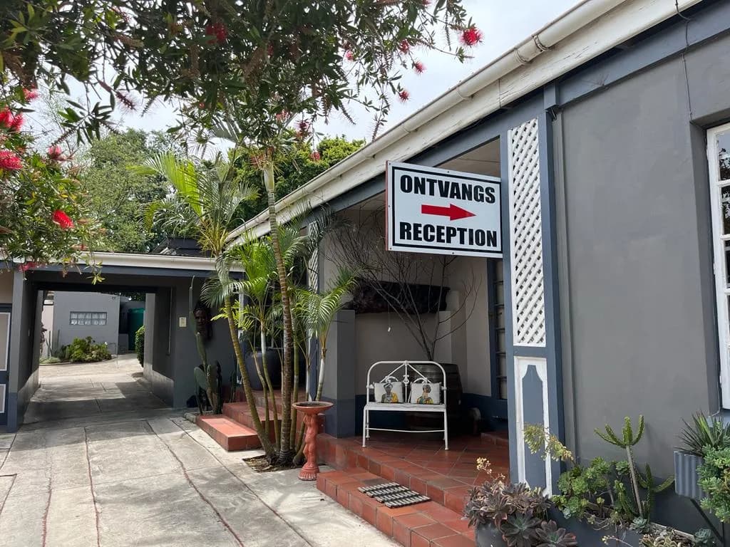 ONS Kontrei Gastehuise in Uitenhage