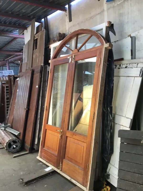 Ross Salvage in Clifton