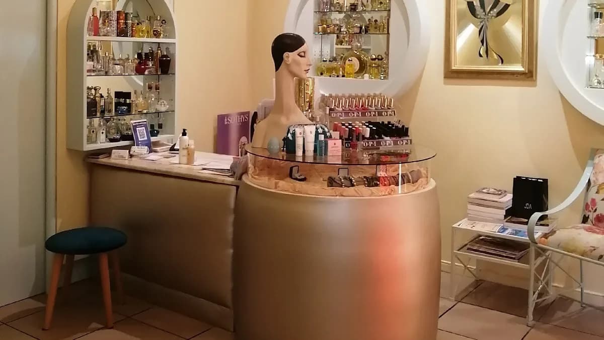 Ruth Burlak Salon in Gardens
