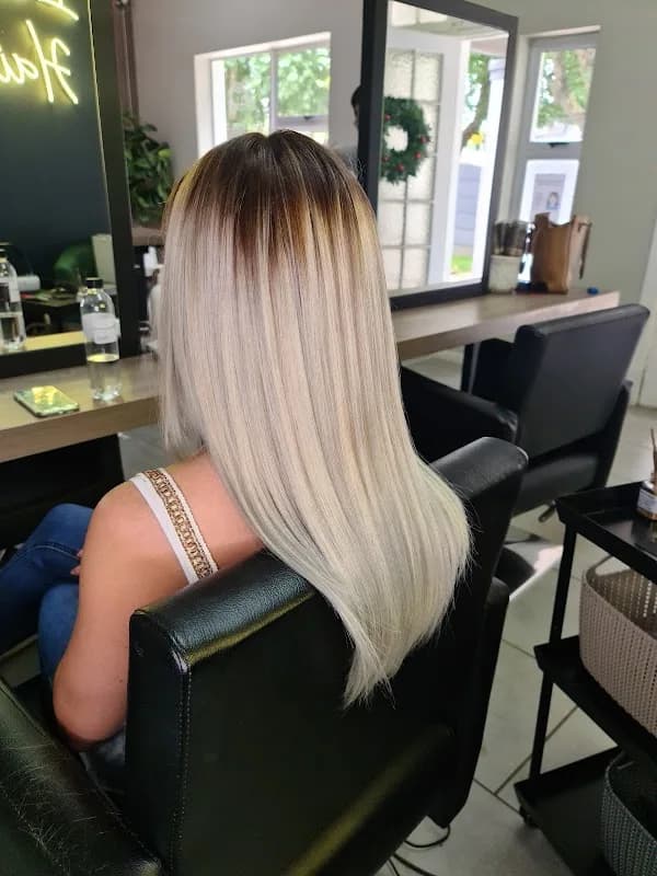 Illustrious Hair Salon in Benoni CBD