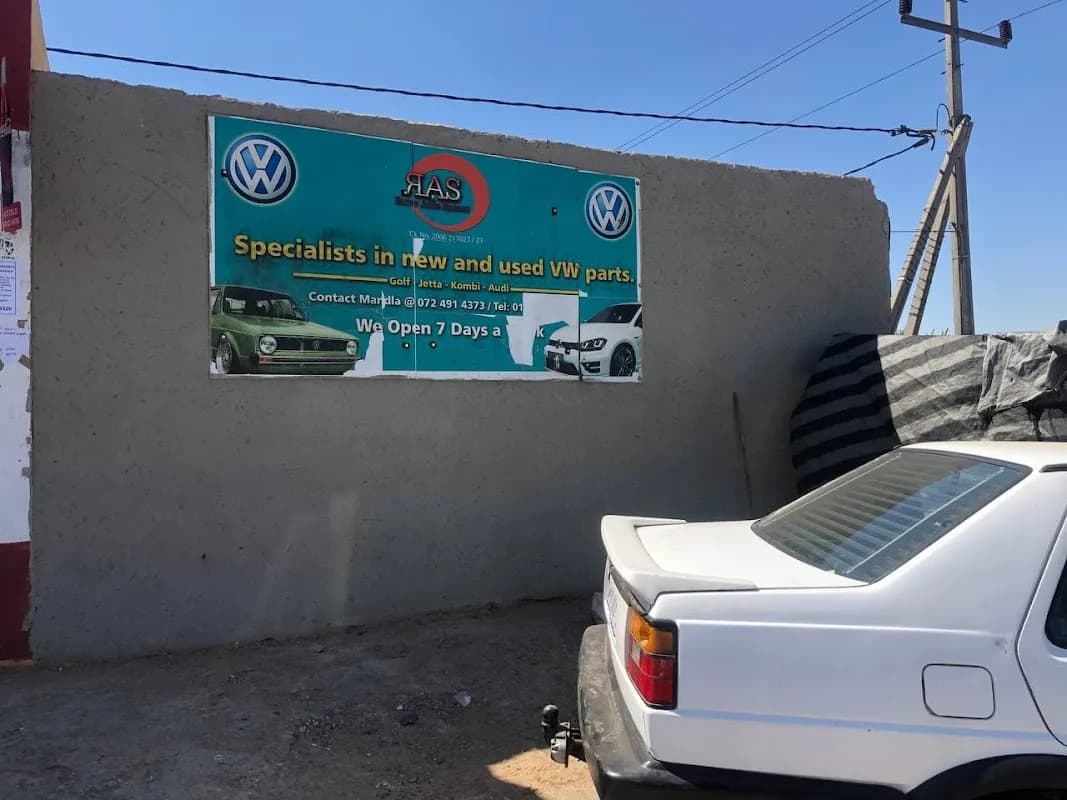 Ematsheni Motor Spares in Esther Park