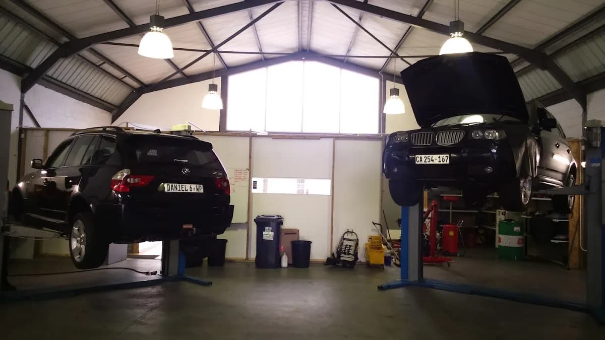 RB Autoworks in Tokai