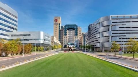 UH Cleveland Medical Center in University Circle / Clinic