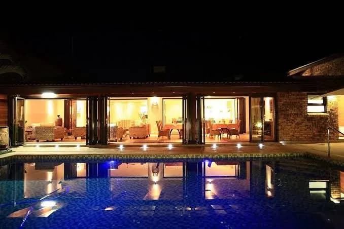 Schneider's Boutique Hotel in White River