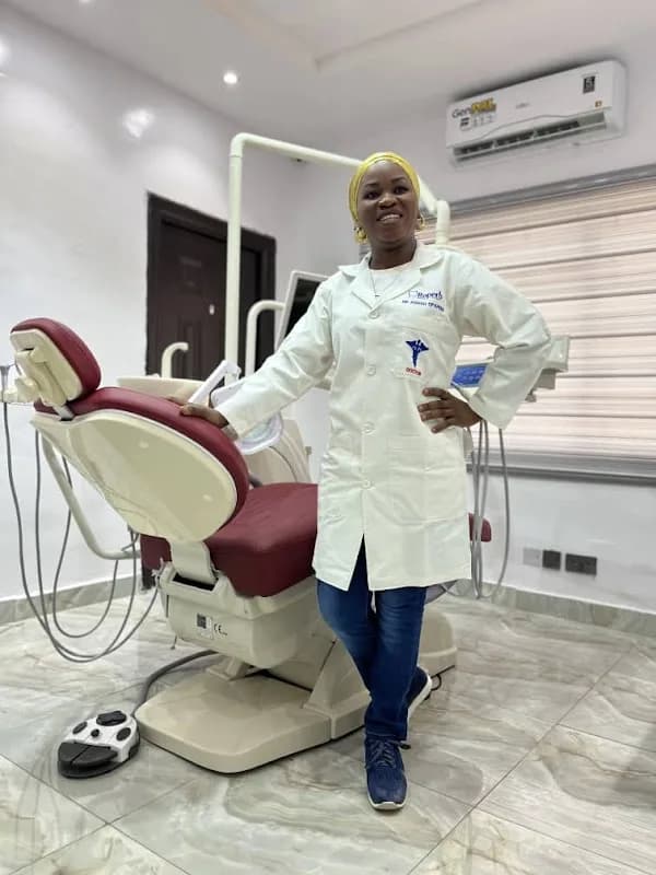Roperb Dental Clinic Surulere in Adeniran Ogunsanya