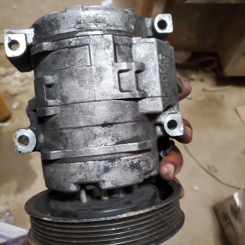FOCUS 001 CAR A/C PARTS in Karu