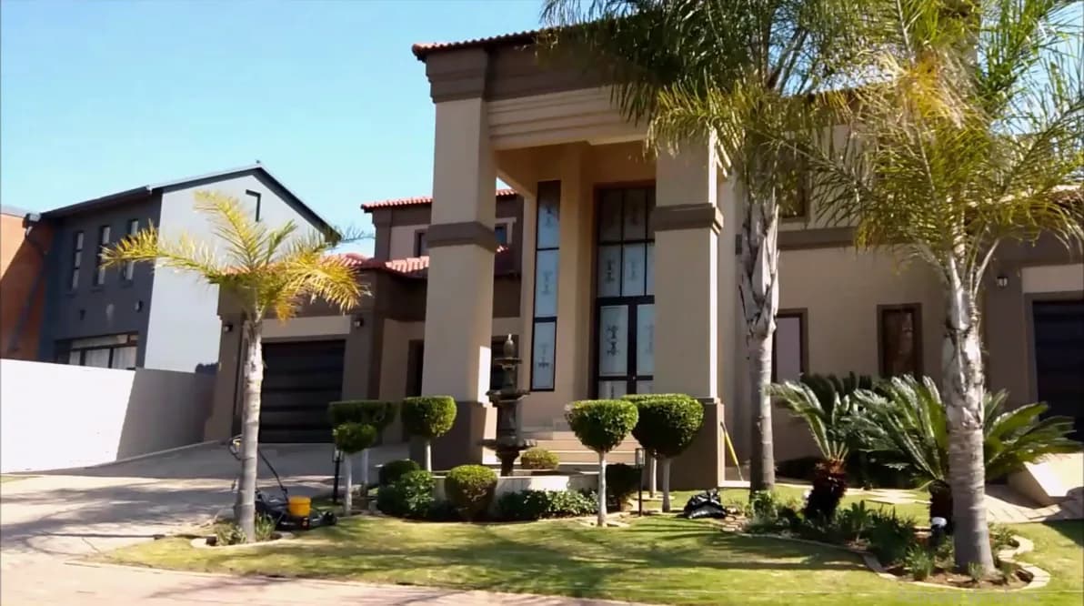 Midlands Estate in Midfield Estate