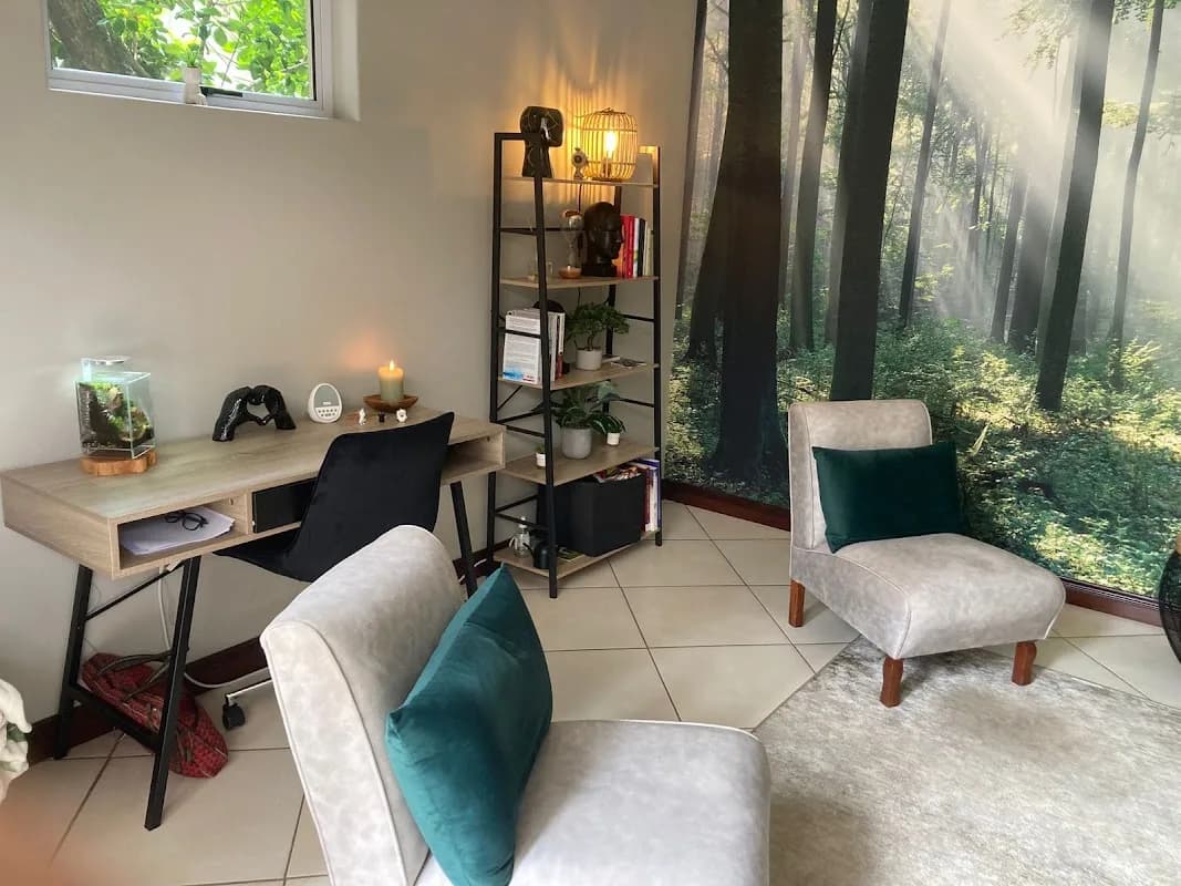 MARONÉ OOSTHUIZEN COUNSELLING PSYCHOLOGIST in Bryanston