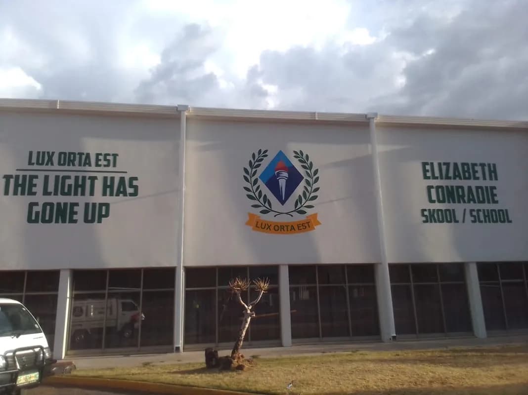Elizabeth Conradie School in Diamond Pavilion