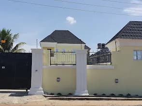 Contemporary Dental Clinic in Eleko Junction