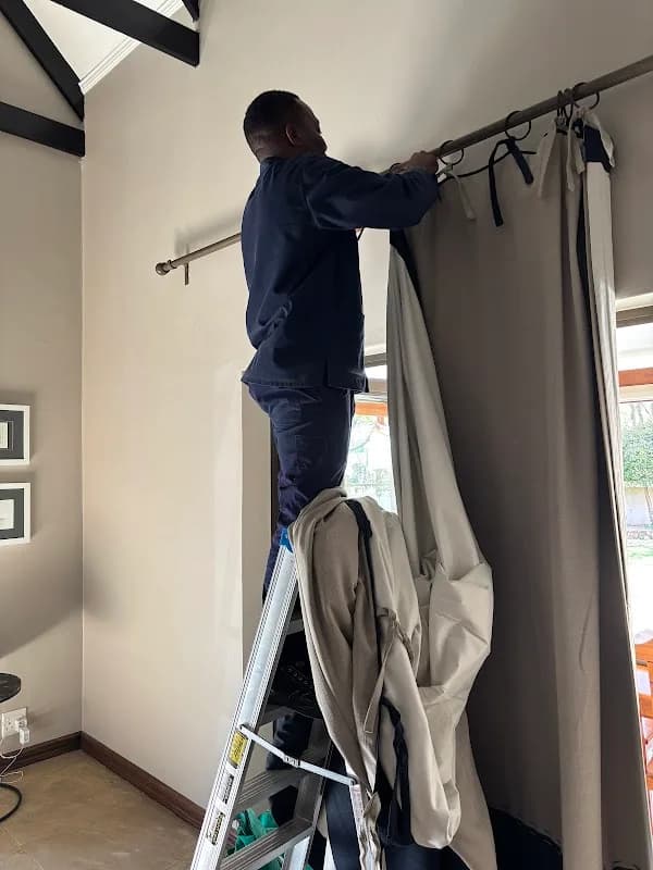 Vanhout Cleaners in Lynnwood