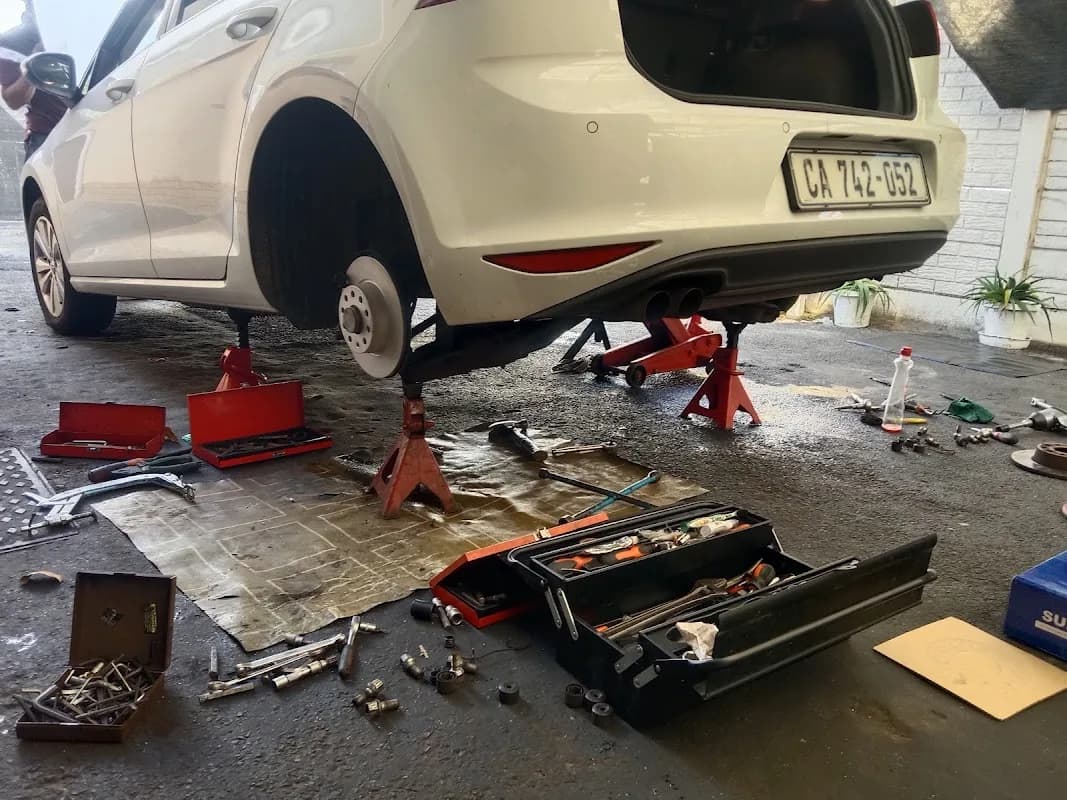 QSA Auto Mechanic in Constantia