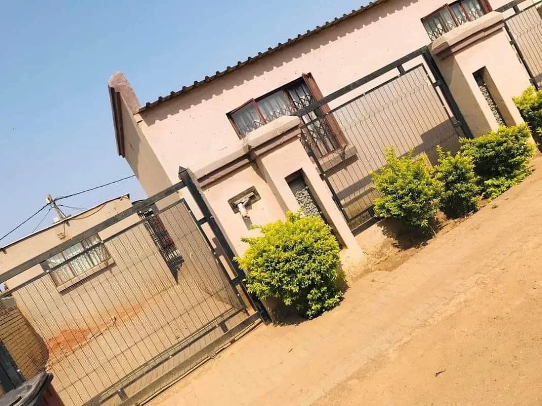 Abrams industry Properties ๐ ๐ก๐ข in Mamelodi