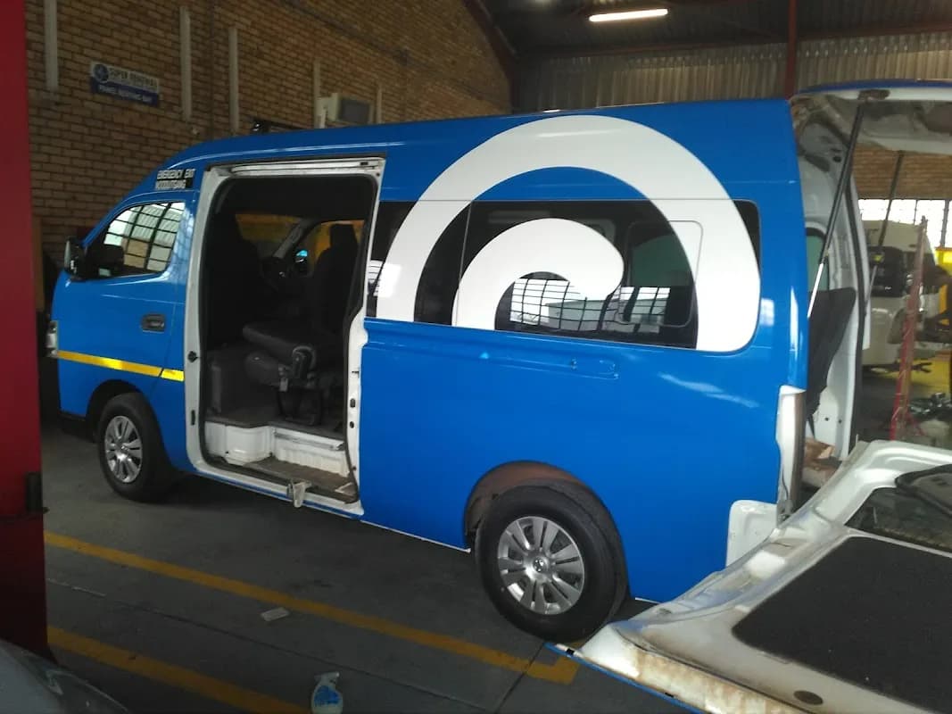 SUPER RENEWAL AUTO BODY REPAIR CENTRE in Bendor
