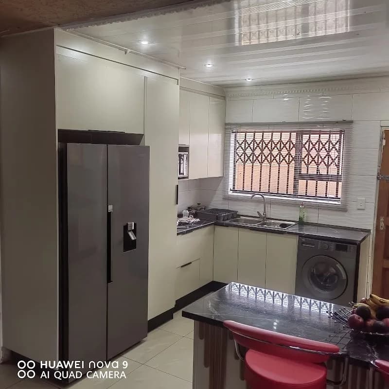 Zenova kitchens SA in Diepkloof