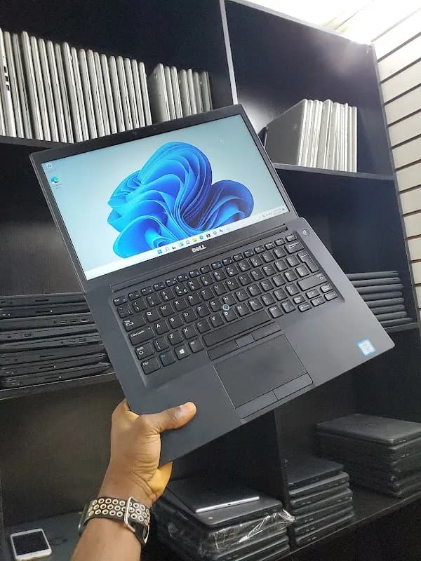 Praise Unusual Gadgets in Apapa