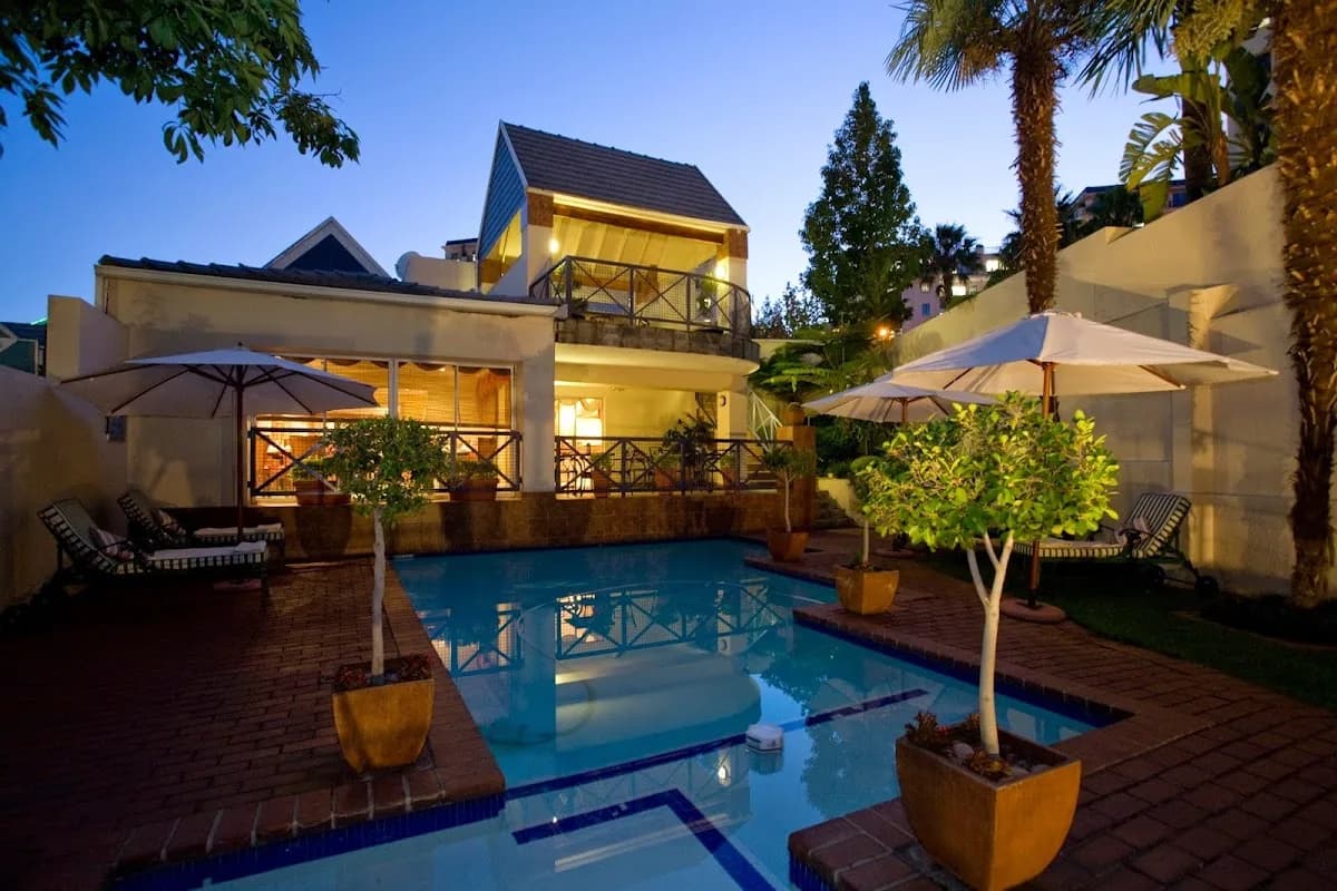 Courtyard Hotel Sandton in Sandton CBD