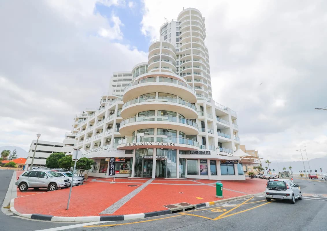 Just Property Helderberg in Strand