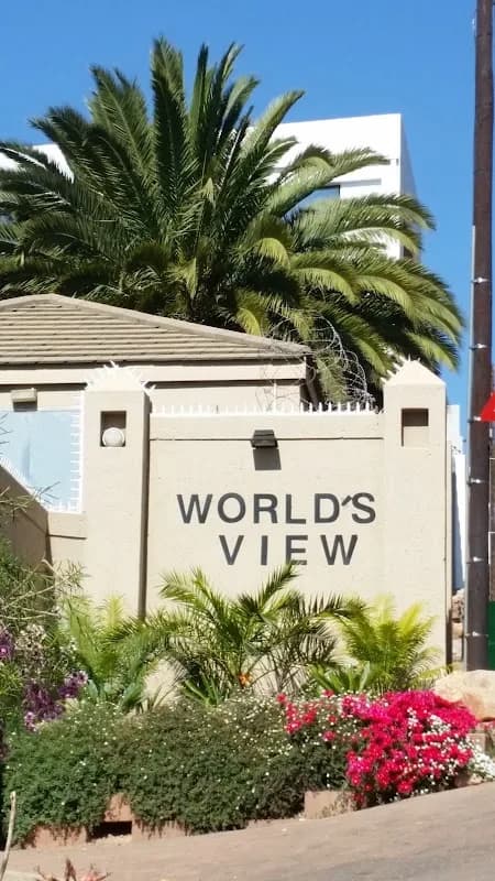 World's View Complex - Northcliffe. in Northcliff