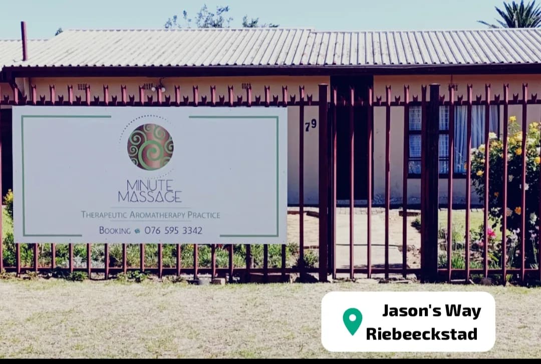 Minute Massage Sessions in Riebeeckstad