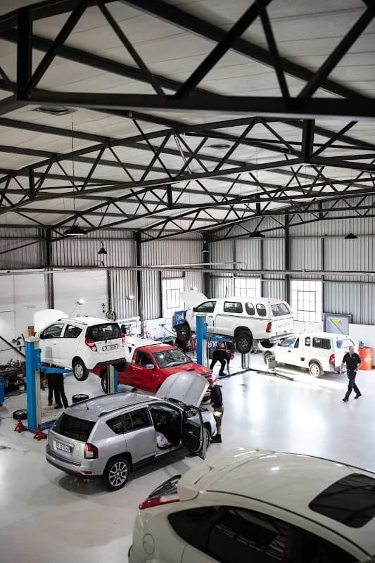 Steves Auto Clinic Cape Town in Clifton
