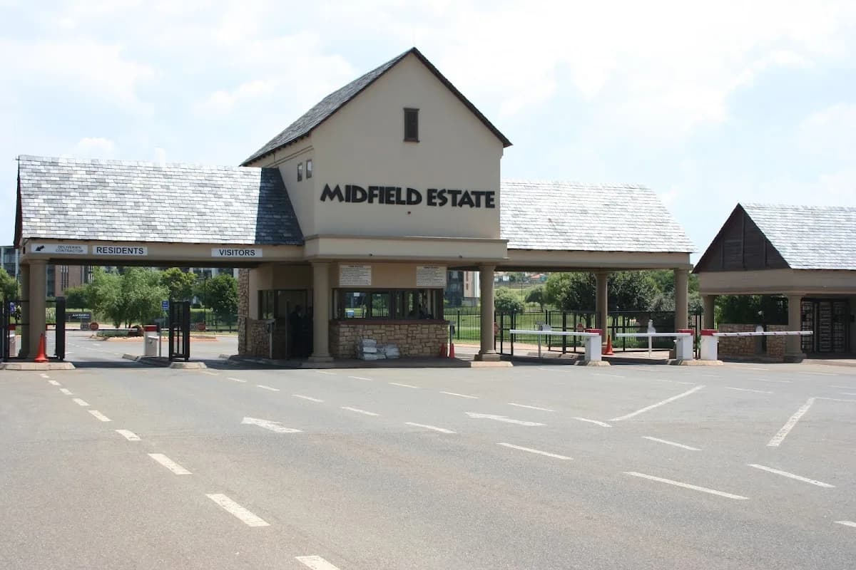 Midfield Estate in Midfield Estate