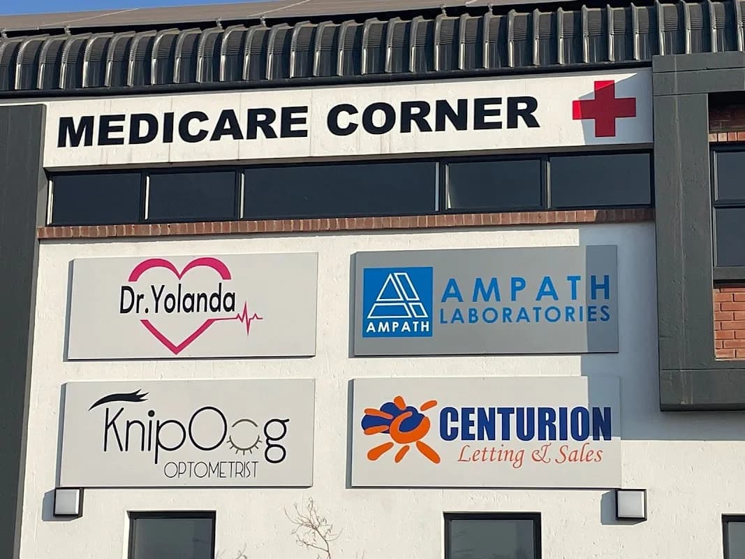 KnipOog Optometrist in Centurion CBD