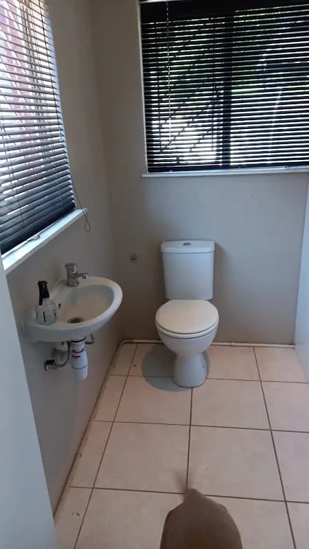 Aqua Queen Plumbing in Langenhoven Park