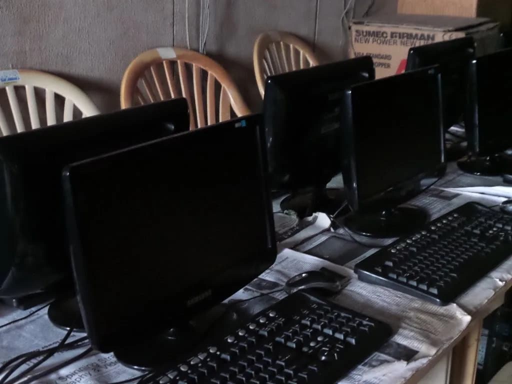 Sincere Internet Cafe in Ojuelegba
